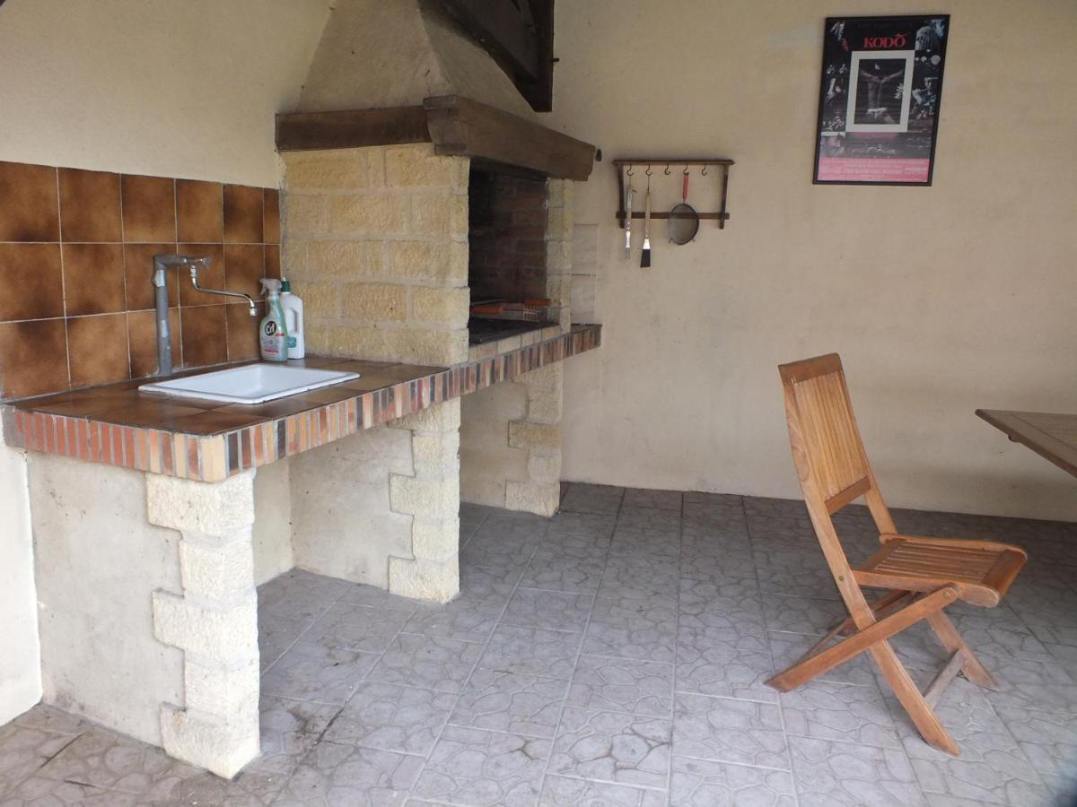 Country B&B Saint-Pierre-d'Eyraud ภายนอก รูปภาพ